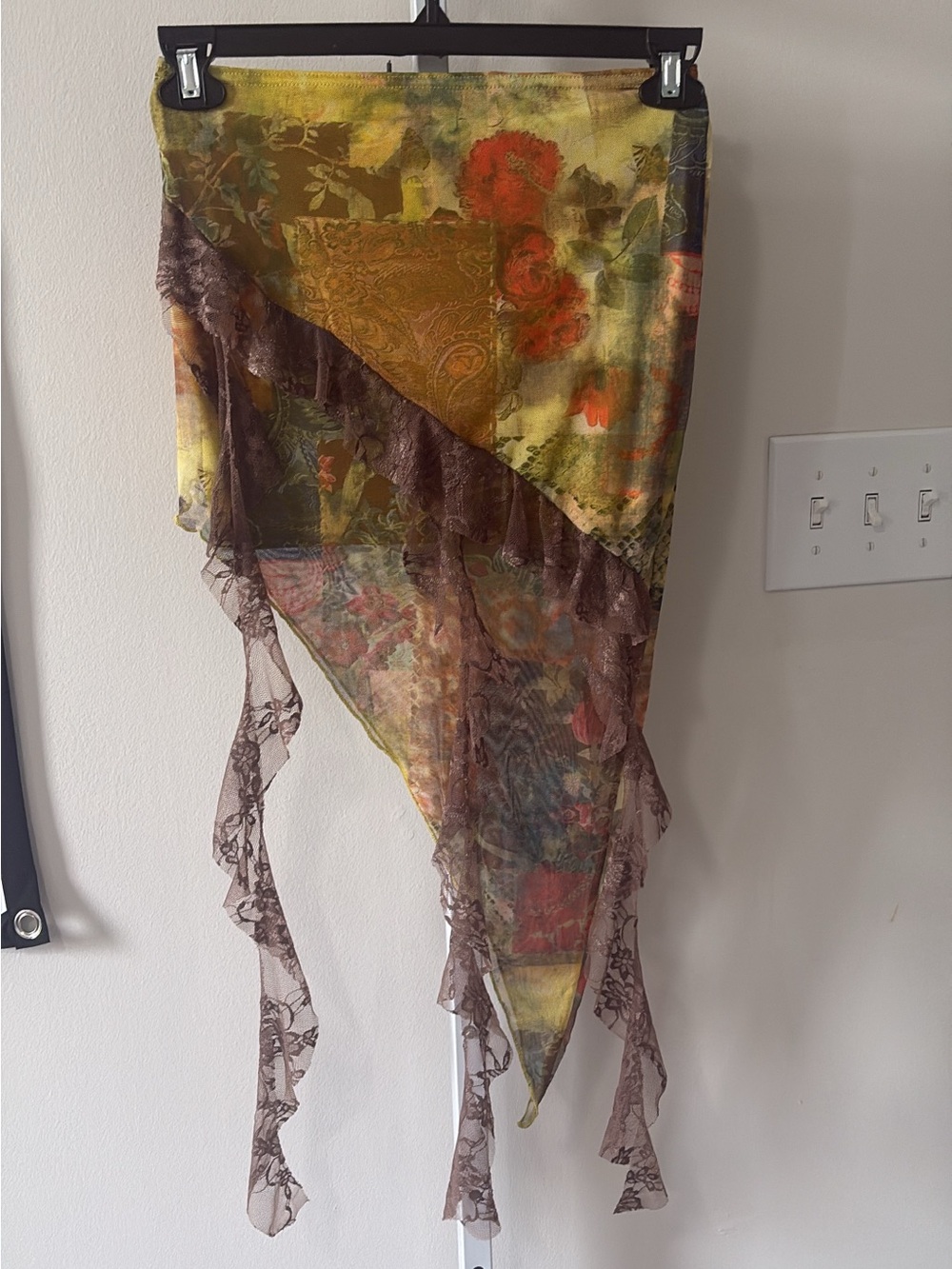 PrettyLittleThing Multi-Color Asymmetric Ruffle Skirt - Picture 2 of 2